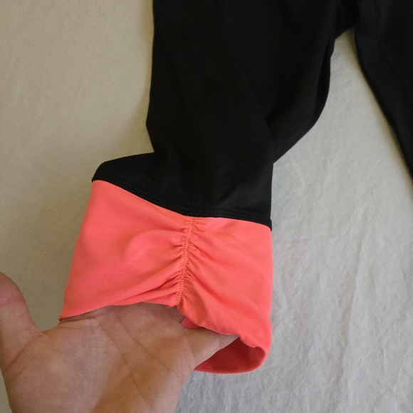 Danskin Now Dri More Black Capris Neon Coral Pink Accents Cropped Legging EB2 - Picture 5 of 9